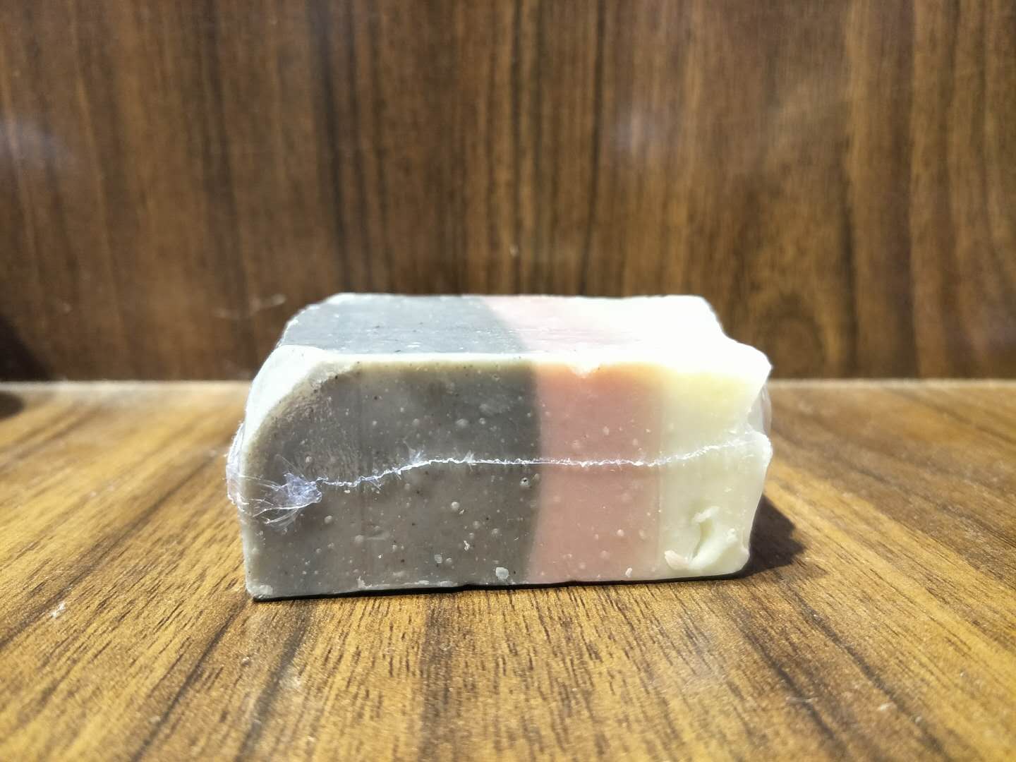 2018827晓生活原创天然三色海盐皂去除菌螨去除角质疏通毛囊适合油性